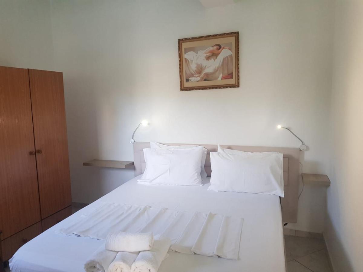 Rudi Apartment *
