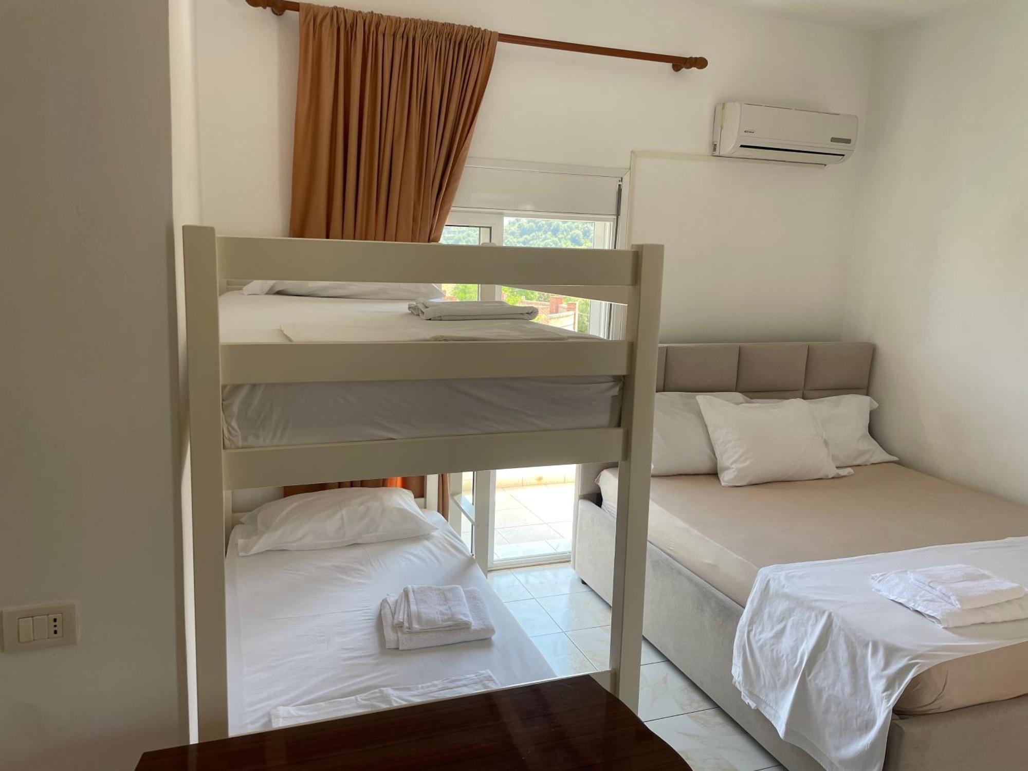 Rudi Apartment